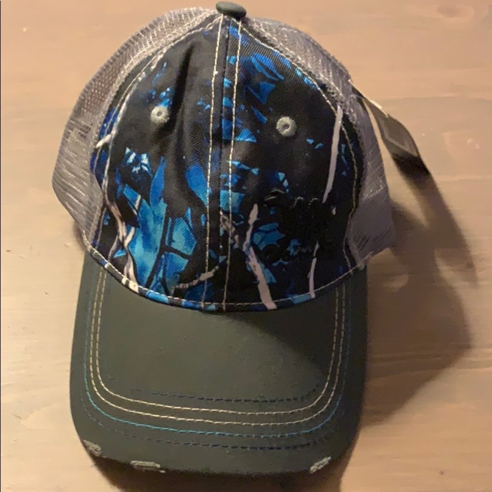NWT Moonshine camo hat